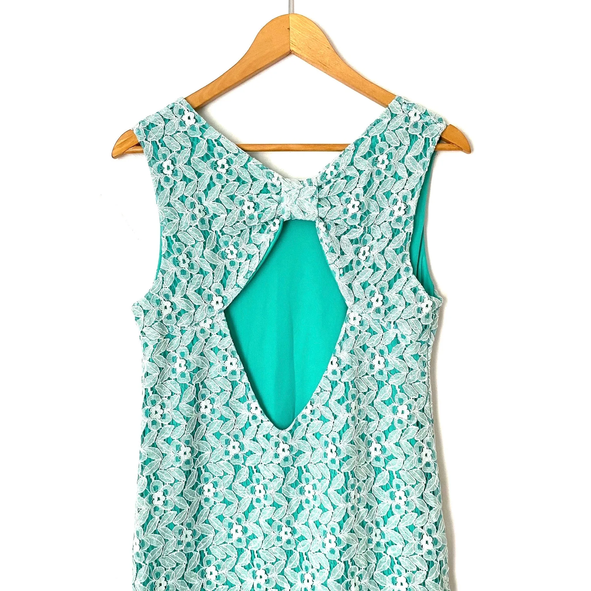 2 Hearts Turquoise Lace Dress NWT- Size S