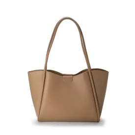 BATA Red Label Women Tote Bag 951X553