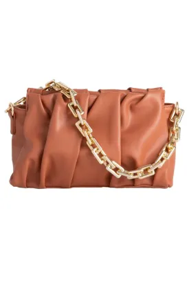 CLOUD ROUCHED HANDBAG WITH CHAIN DETAIL IN BROWN FAUX LEATHER