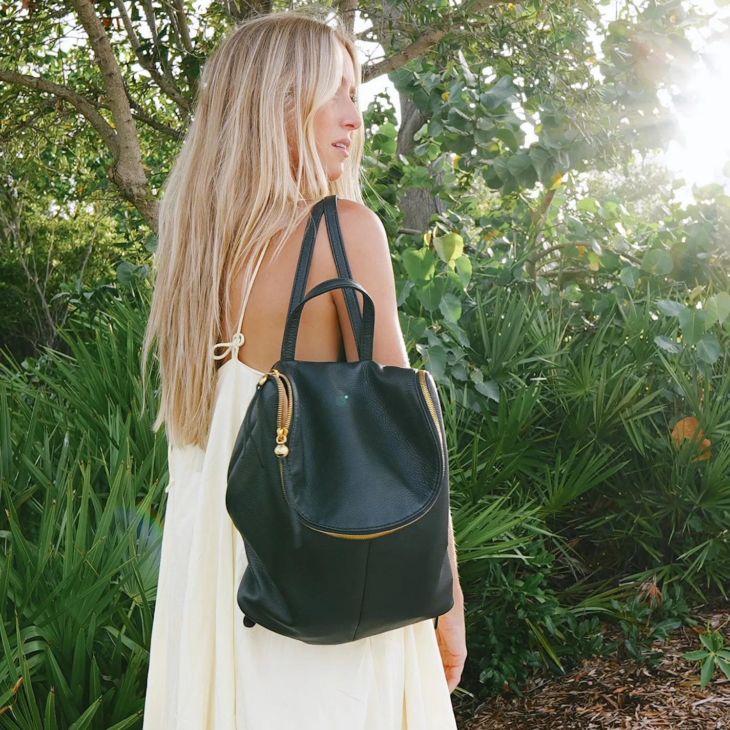 Fern Backpack In Pebbled Leather - Black