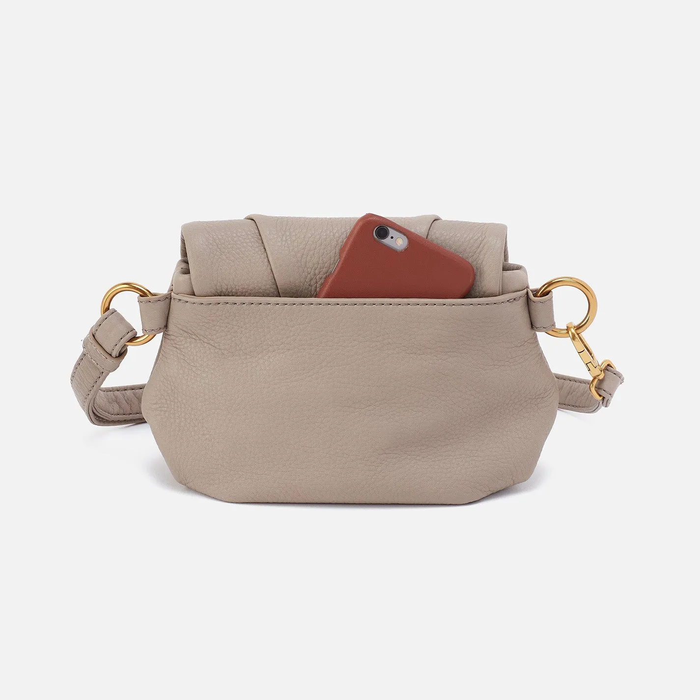 Harley Crossbody Sling In Pebbled Leather - Taupe